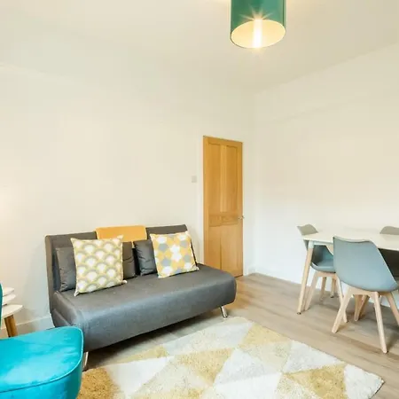 Cosy Two Bedroom Apartment In Excellent Location Cambridge  Exterior photo