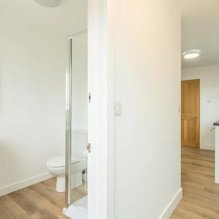 Cosy Two Bedroom Apartment In Excellent Location Cambridge  Exterior photo