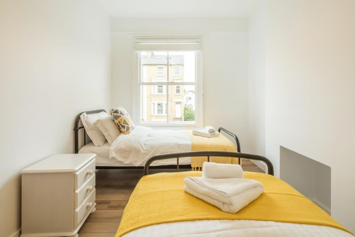 Cosy Two Bedroom In Excellent Location Vakantiehuis